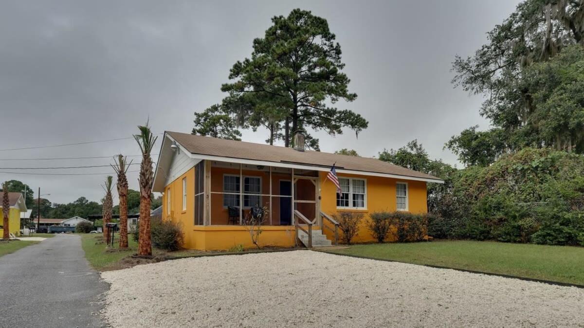 Retro Rainbow At Herb River-Highlighter Hideaway #5 Savannah Extérieur photo