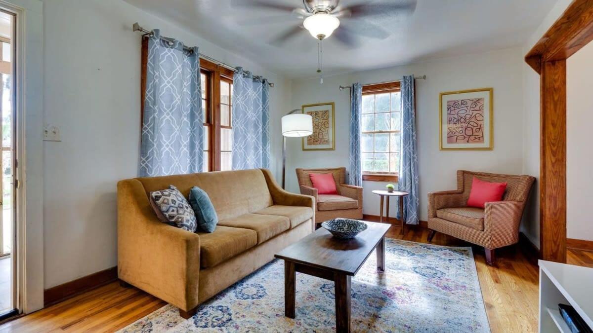 Retro Rainbow At Herb River-Highlighter Hideaway #5 Savannah Extérieur photo
