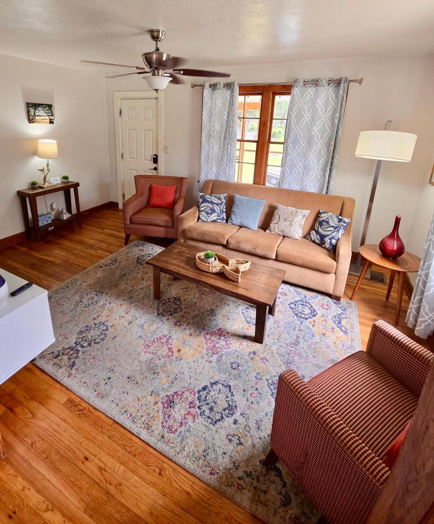 Retro Rainbow At Herb River-Highlighter Hideaway #5 Savannah Extérieur photo
