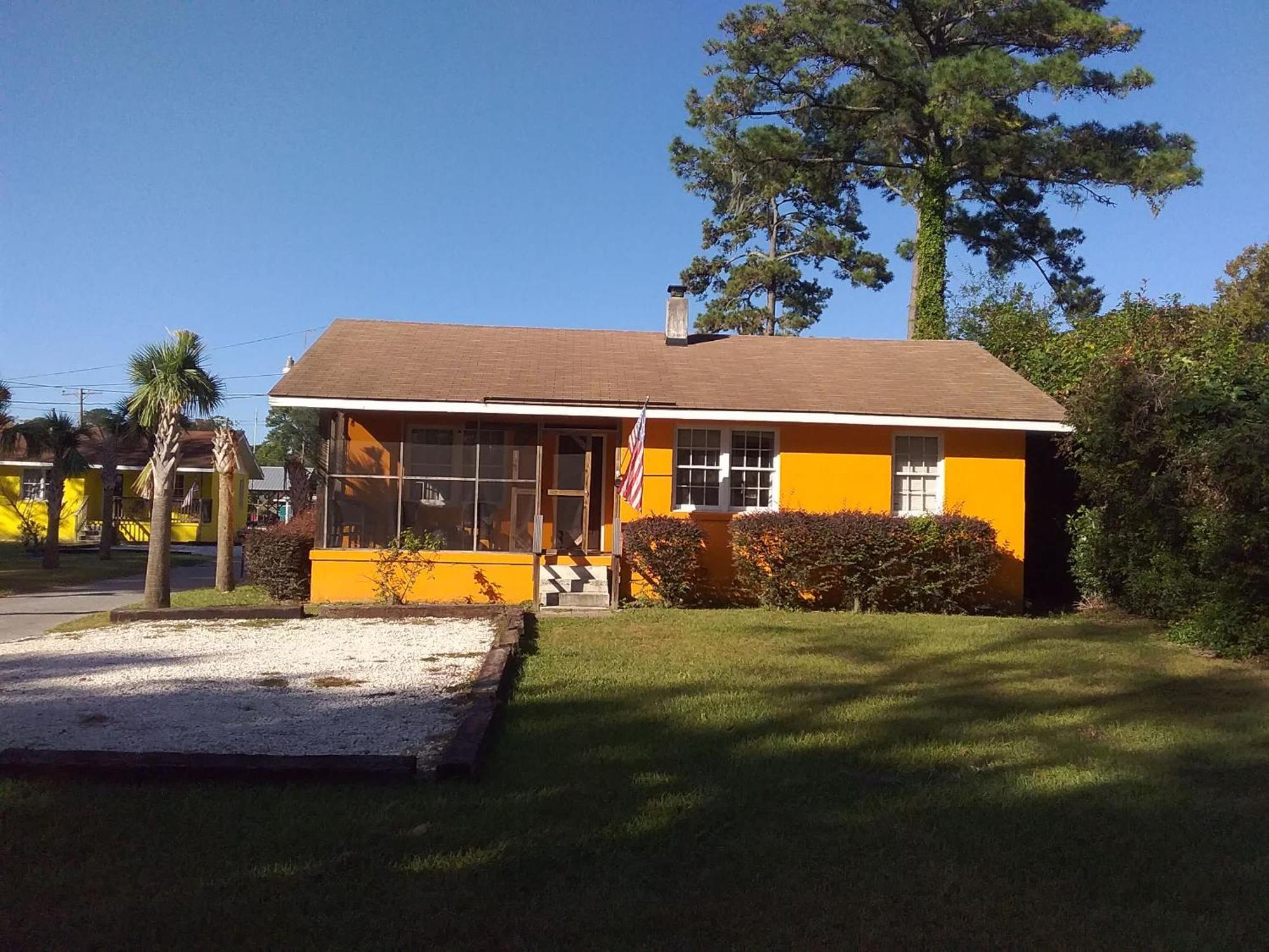 Retro Rainbow At Herb River-Highlighter Hideaway #5 Savannah Extérieur photo
